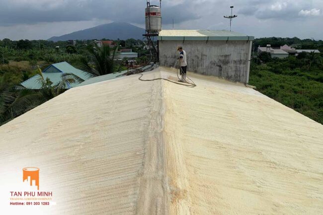 Những lưu ý khi lựa chọn mã Polyol trong thi công chống nóng nhà?