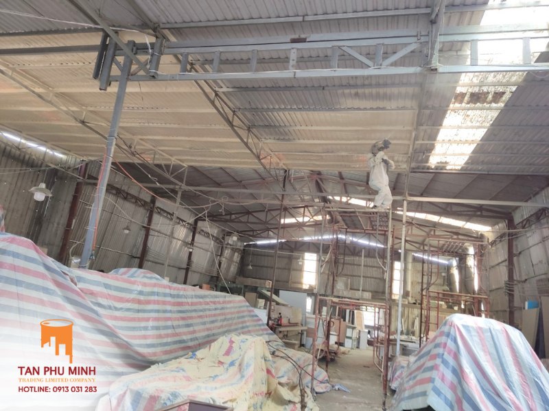 thi công phun pu foam